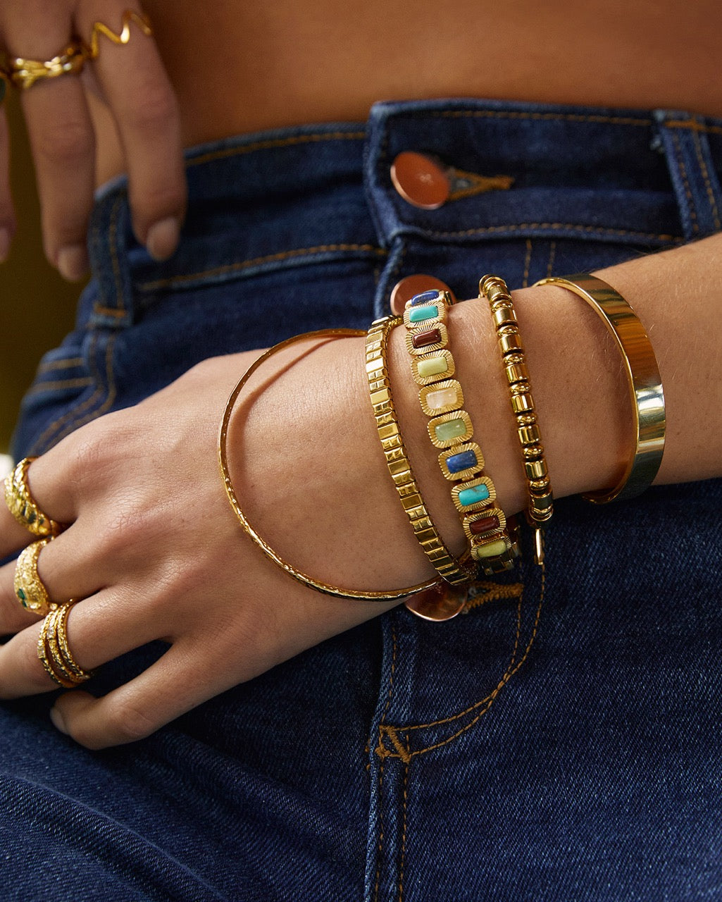 Pulseira Elkie - Ouro 18K | SILLENE - uso
