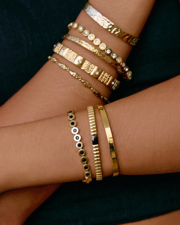 Pulseira Maeve Preta - Ouro 18K | SILLENE