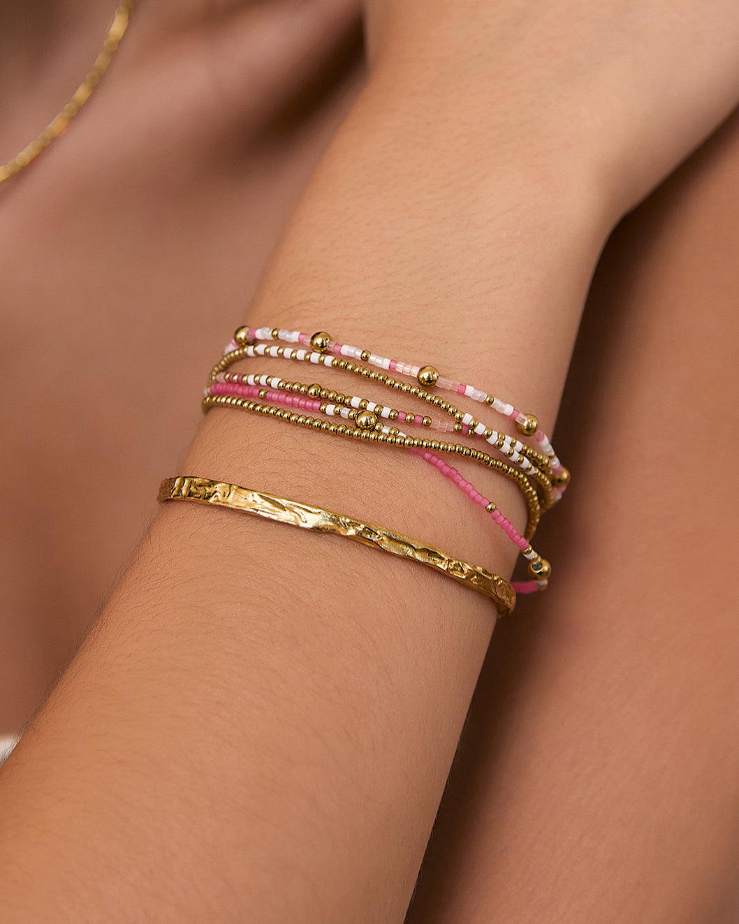 Pulseira Nellie Rosa Chiclete - Ouro 18K | SILLENE