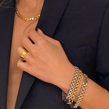 Pulseira Timepiece - Ouro 18K em uso | SILLENE