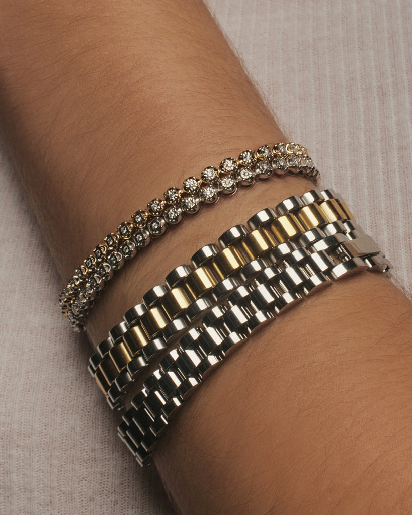 Pulseira Timepiece - Prata em uso | SILLENE