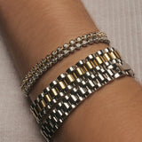 Pulseira Timepiece - Prata em uso | SILLENE