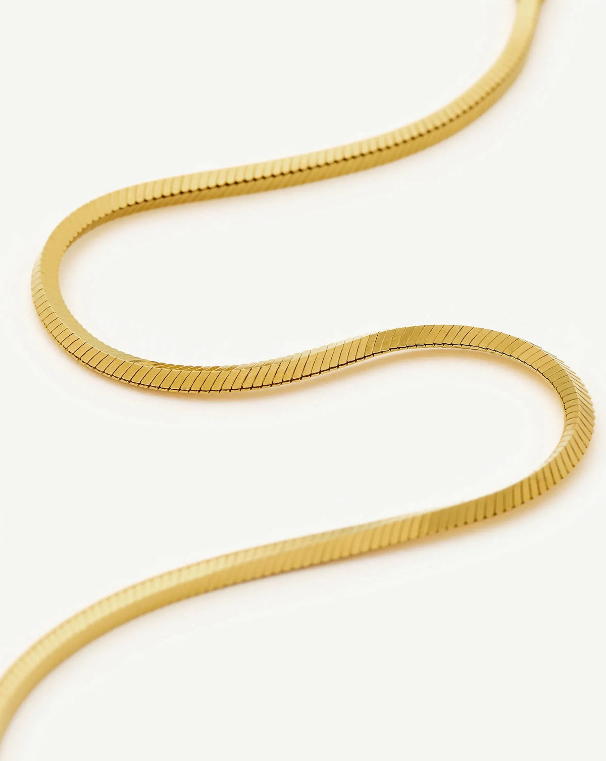Tornozeleira Corrente Cobra Quadrada - Ouro 18K | SILLENE